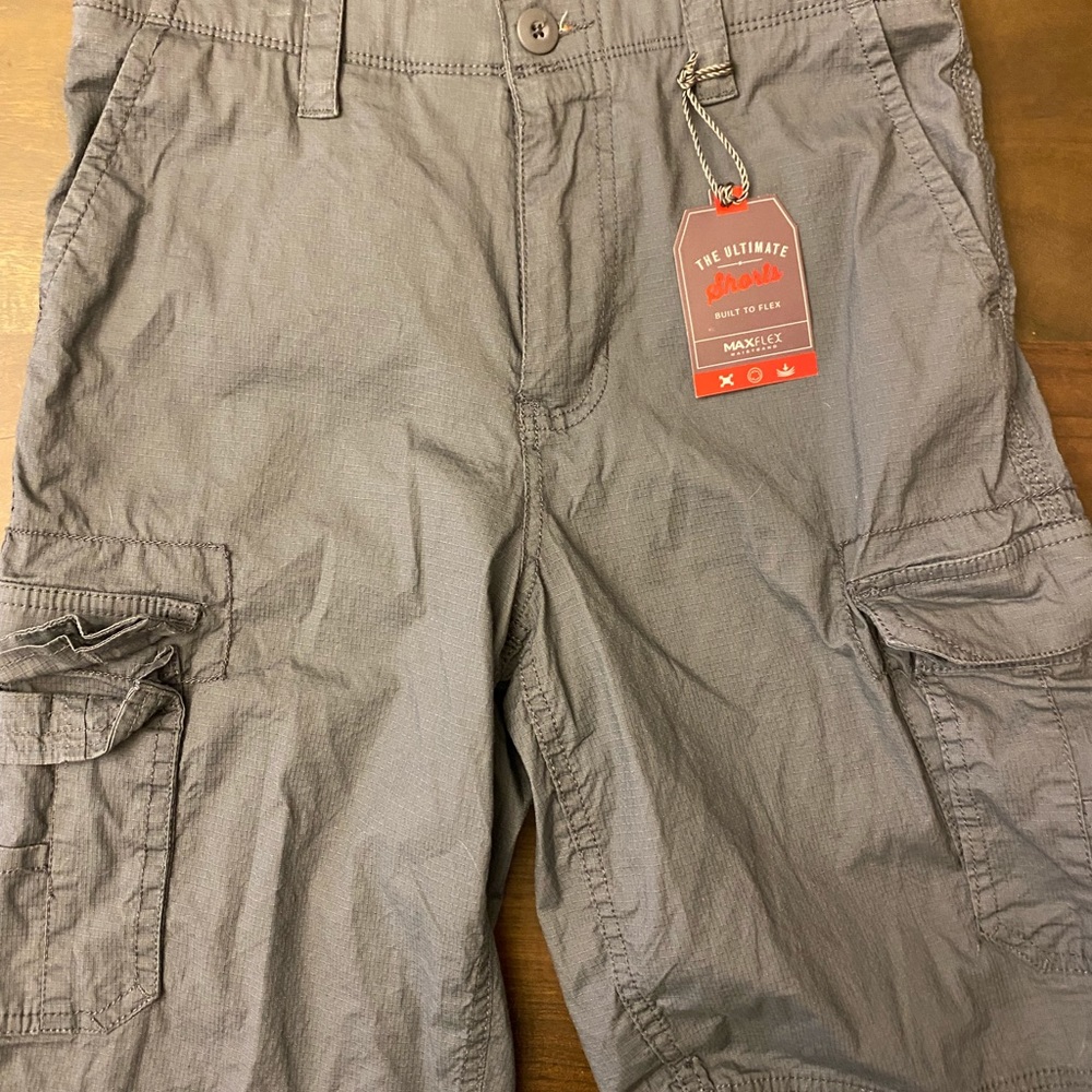 NWT boys Urban Pipeline cargo shorts